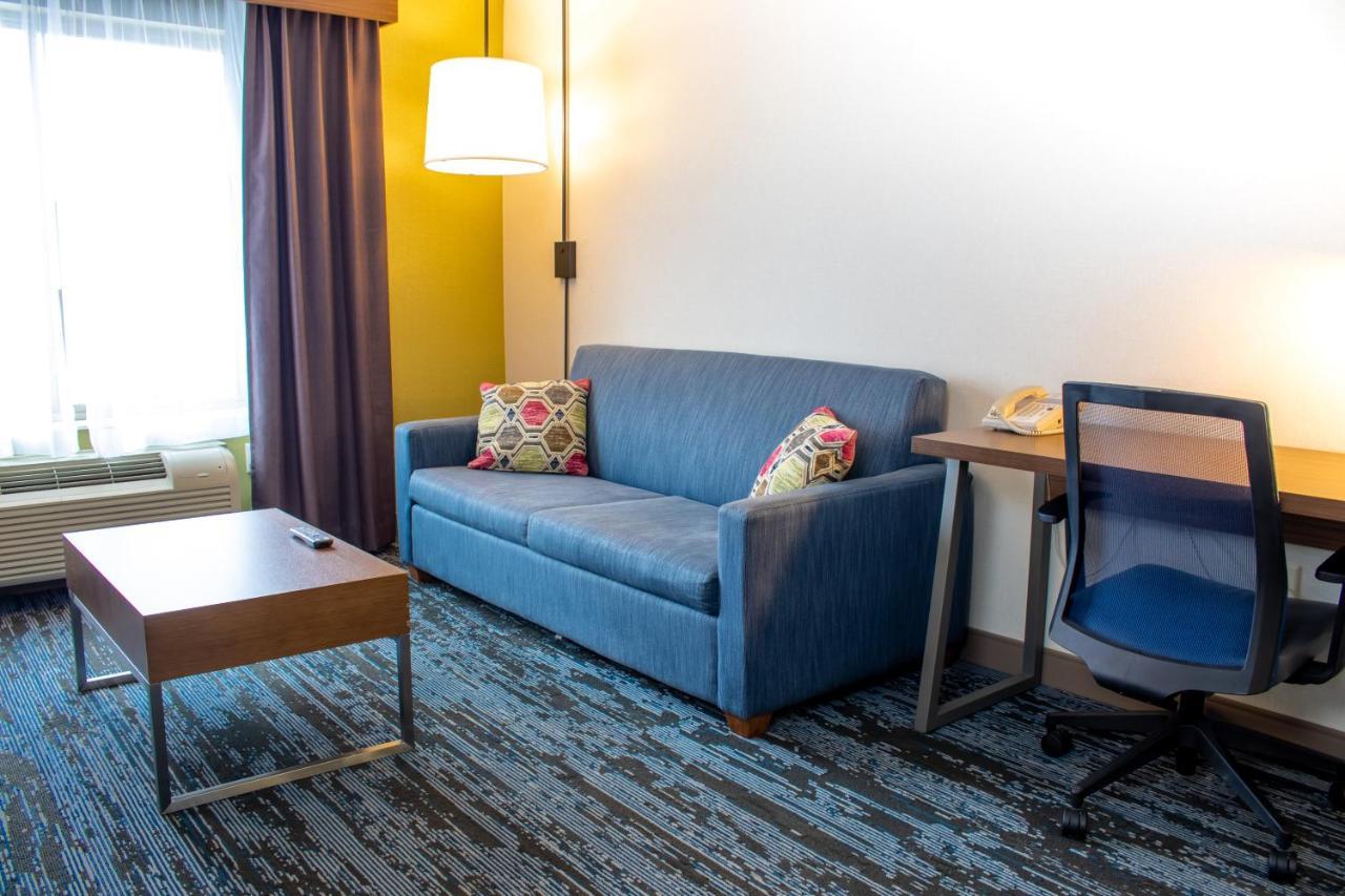 Holiday Inn Express&Suites Wausau, an IHG Hotel Weston Exterior foto