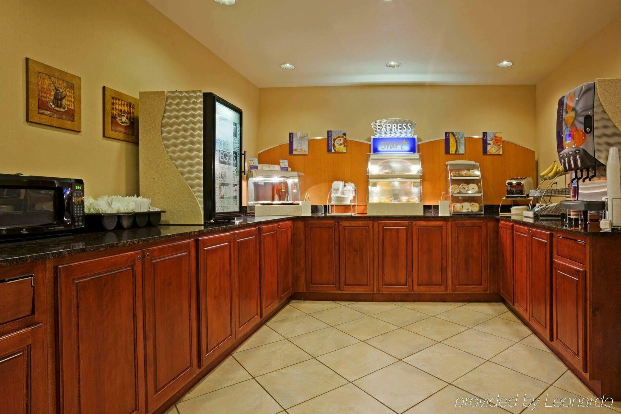 Holiday Inn Express&Suites Wausau, an IHG Hotel Weston Exterior foto